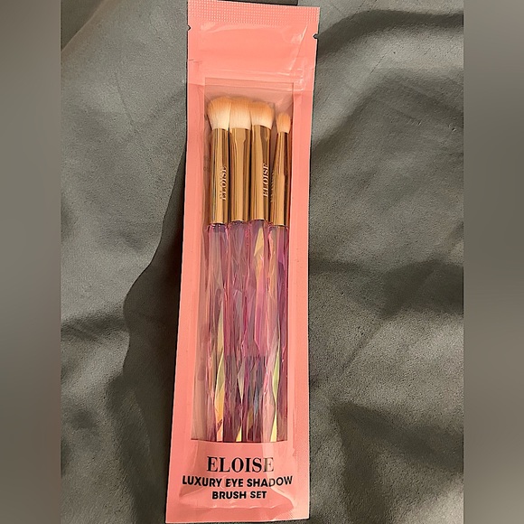 NEW: ELOISE BEAUTY- Prism Luxury Eye Shadow Brush Set! - Picture 5 of 7